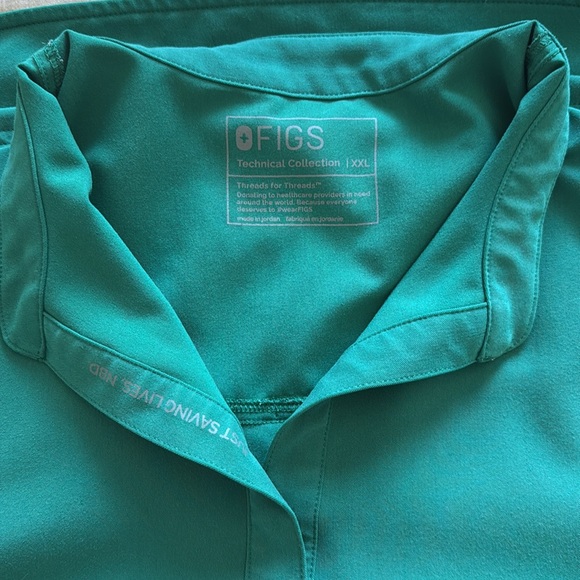 Figs Rafaela Scrub Top - Picture 3 of 3